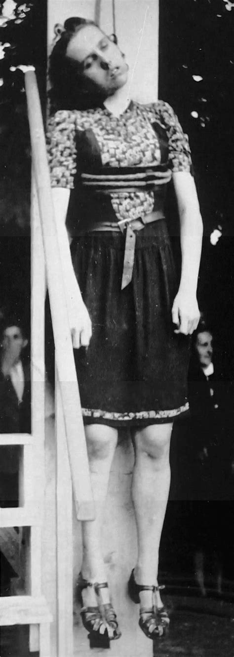 female hanging goregrish.